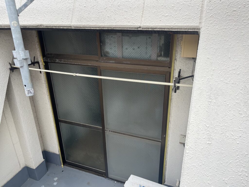 【東京都東村山市案件】ALCシーリング増し打ち工事の現場写真