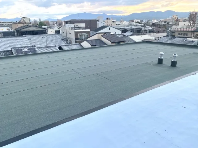 屋上防水の工法比較！違いと失敗しない選び方